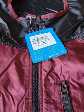 Columbia Mens Golf Windbreaker Full Zip Black And Beet Packable Jacket